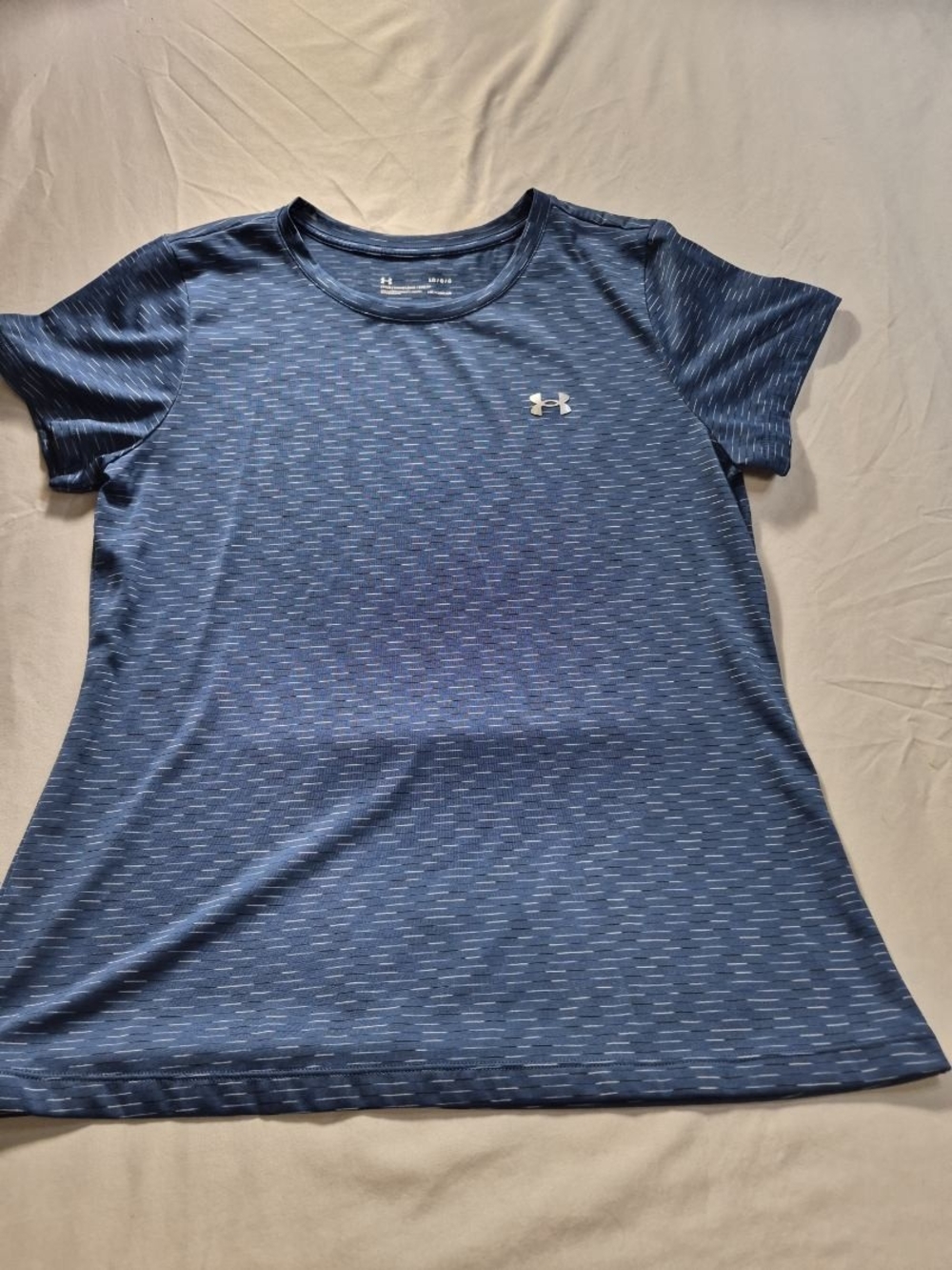 Under Armour Women’s Navy Heathered Short-Sleeve Performance Tee